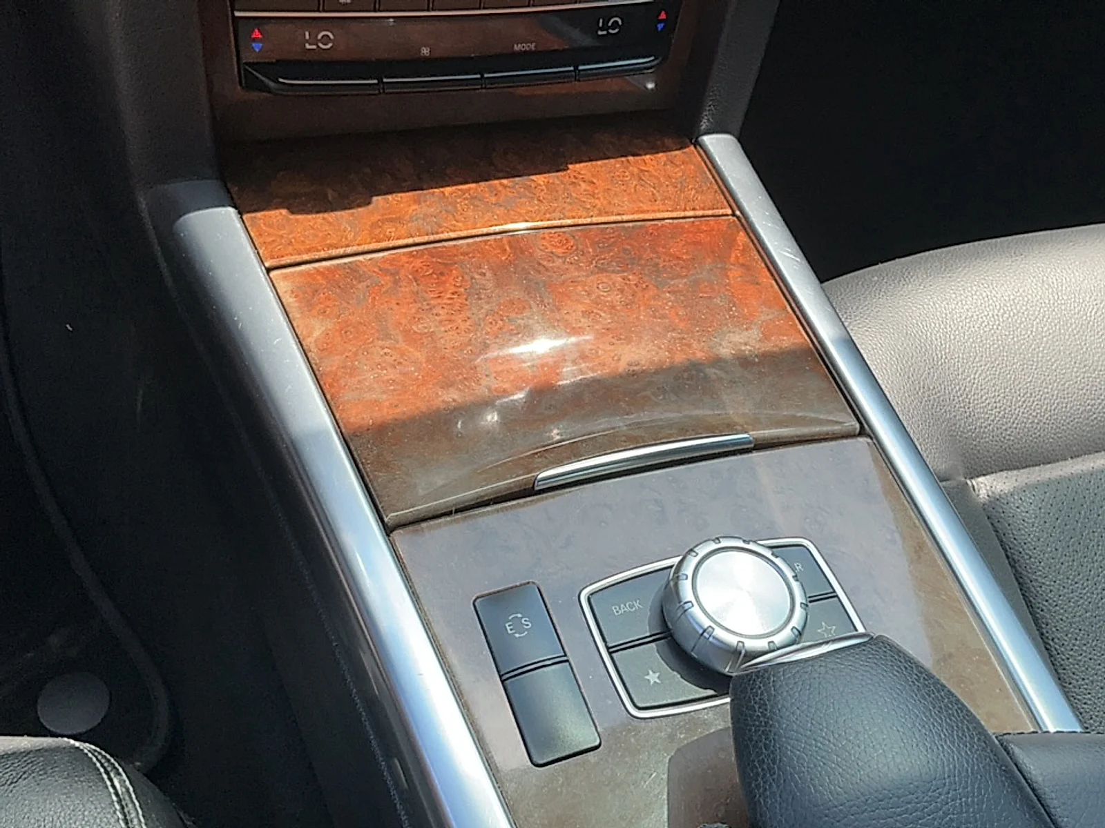 Used 2014  Mercedes-Benz  image 9