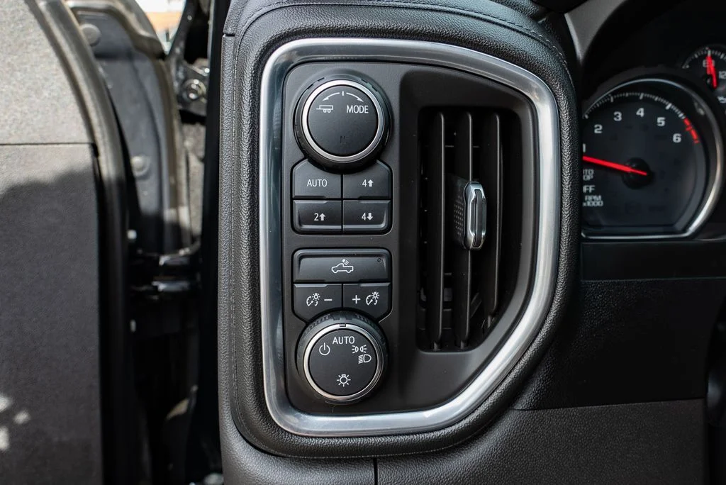 Used 2020 Black Chevrolet LT image 20