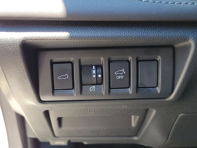 Used 2020 White Subaru Touring XT image 28