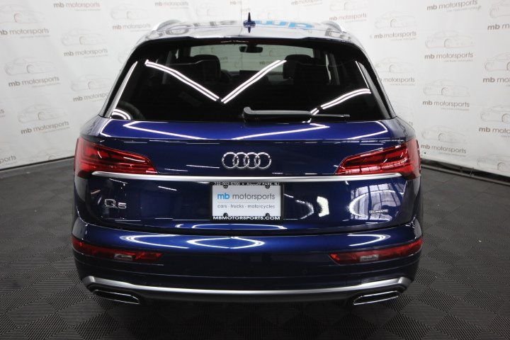 Used 2022 Blue Audi 45 S line Premium image 5