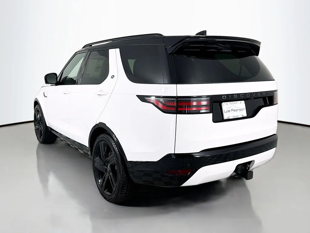 New 2026 Fuji White Land Rover Dynamic SE image 3