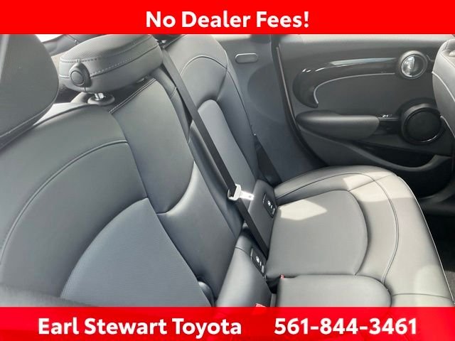 Used 2023 Gray MINI Signature image 31