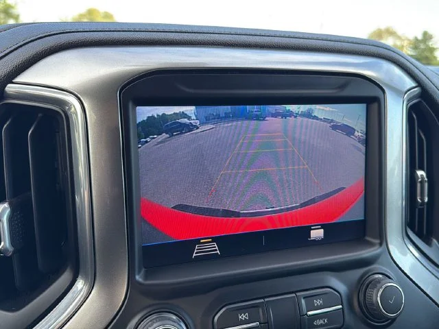 Used 2022 Red Chevrolet LT image 6