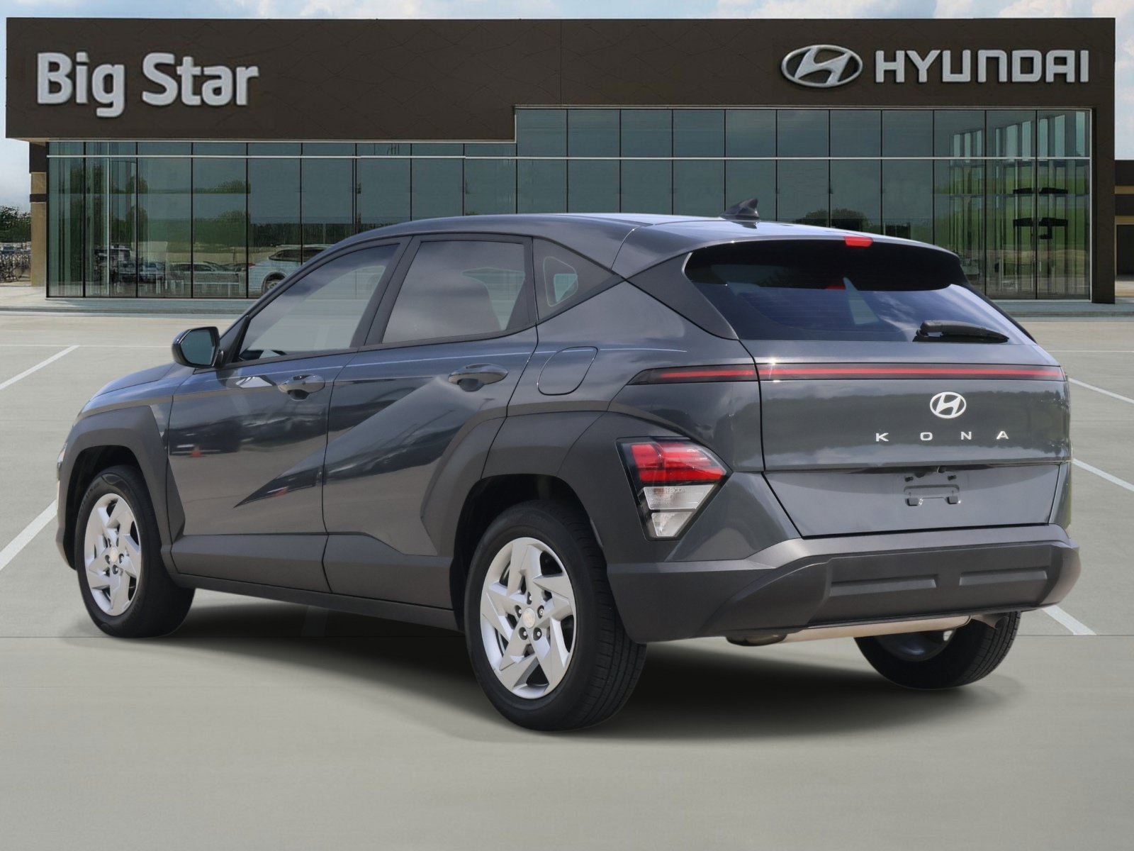 Used 2024 Ecotronic Gray Pearl Hyundai SE image 3
