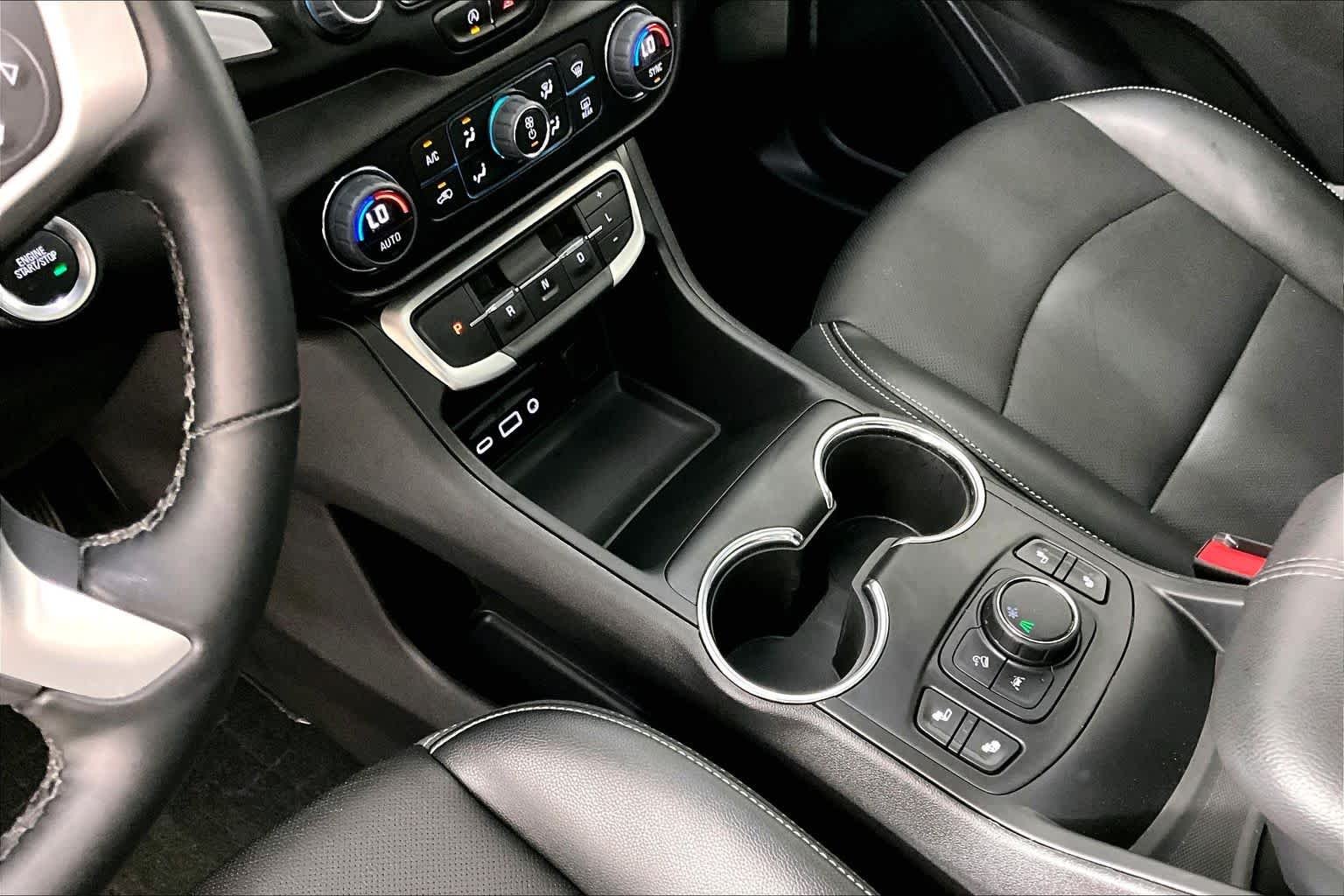 Used 2024 Sterling Metallic GMC SLT image 14