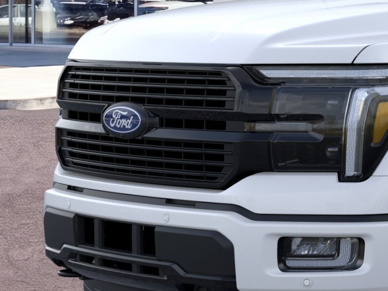 New 2026 Star White Metallic Tri-Coat Ford Platinum image 17