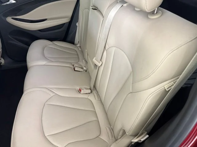 Used 2019 Red Buick Essence image 29