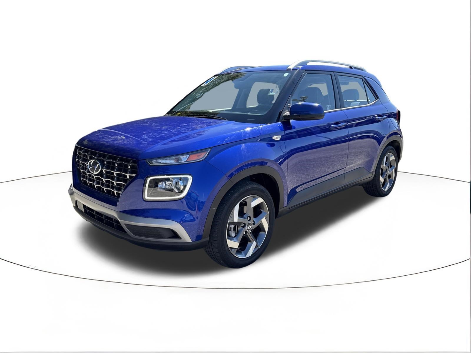 2024 Hyundai Venue Limited - Photo 7