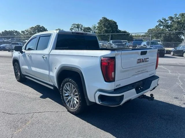 Used 2019 WHITE FROST TRICOAT GMC Denali image 3