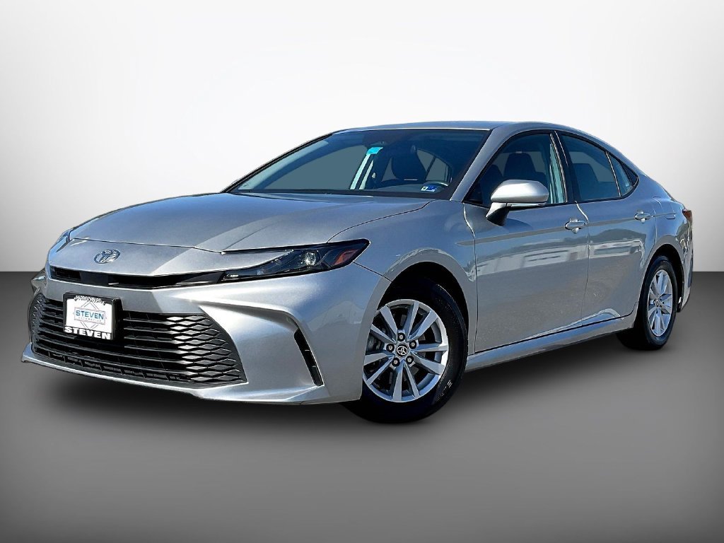 Used 2025 Silver Toyota LE image 3