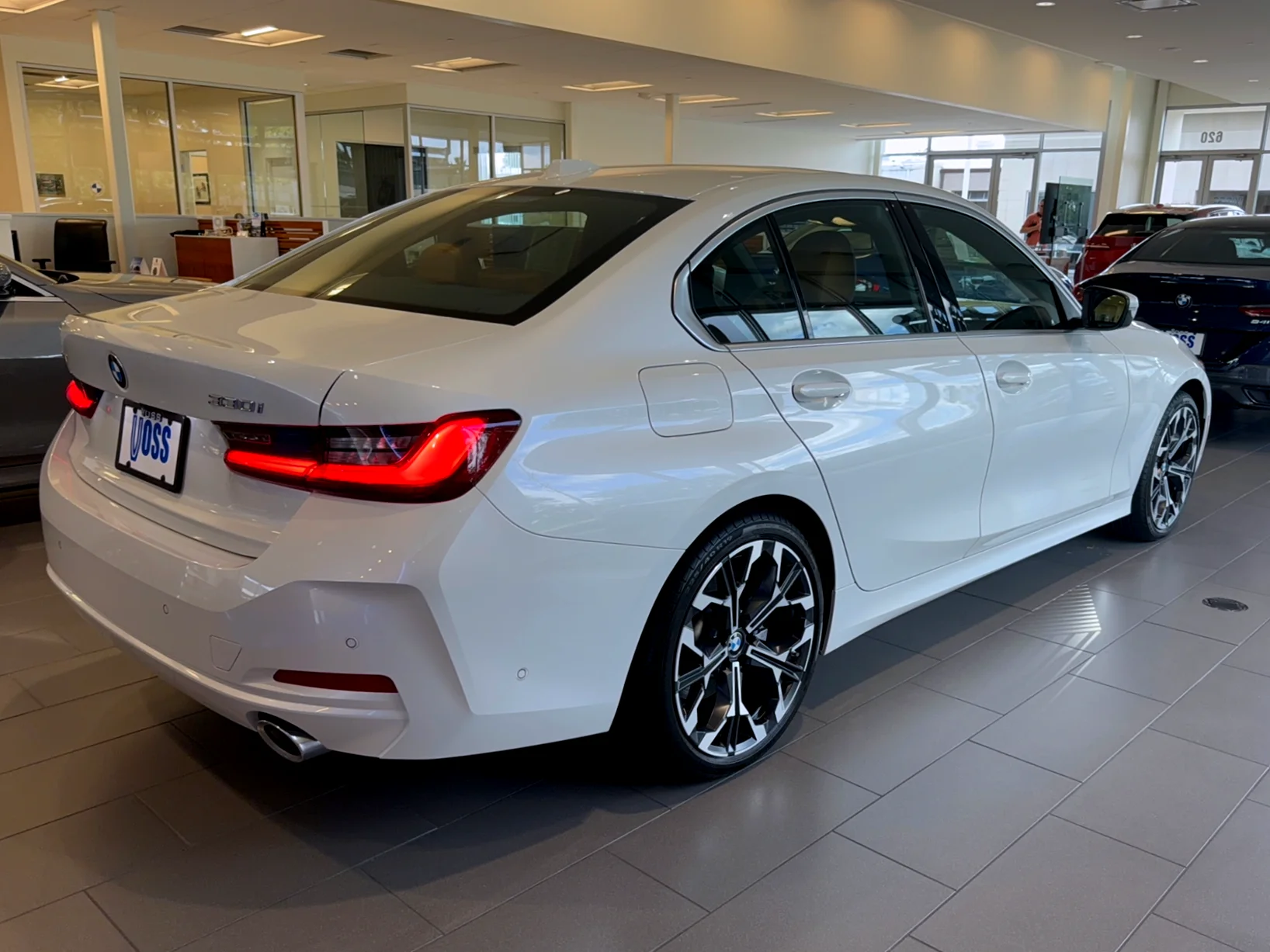 New 2025 Mineral White Metallic BMW 330i xDrive Sedan image 25
