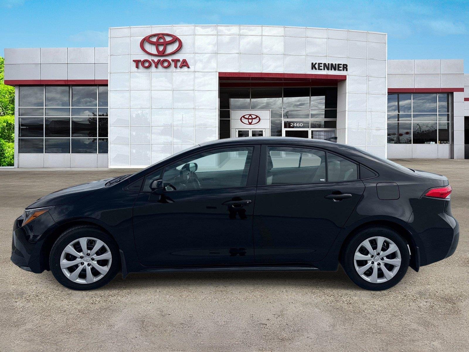 Used 2025 Midnight Black Metallic Toyota LE image 10
