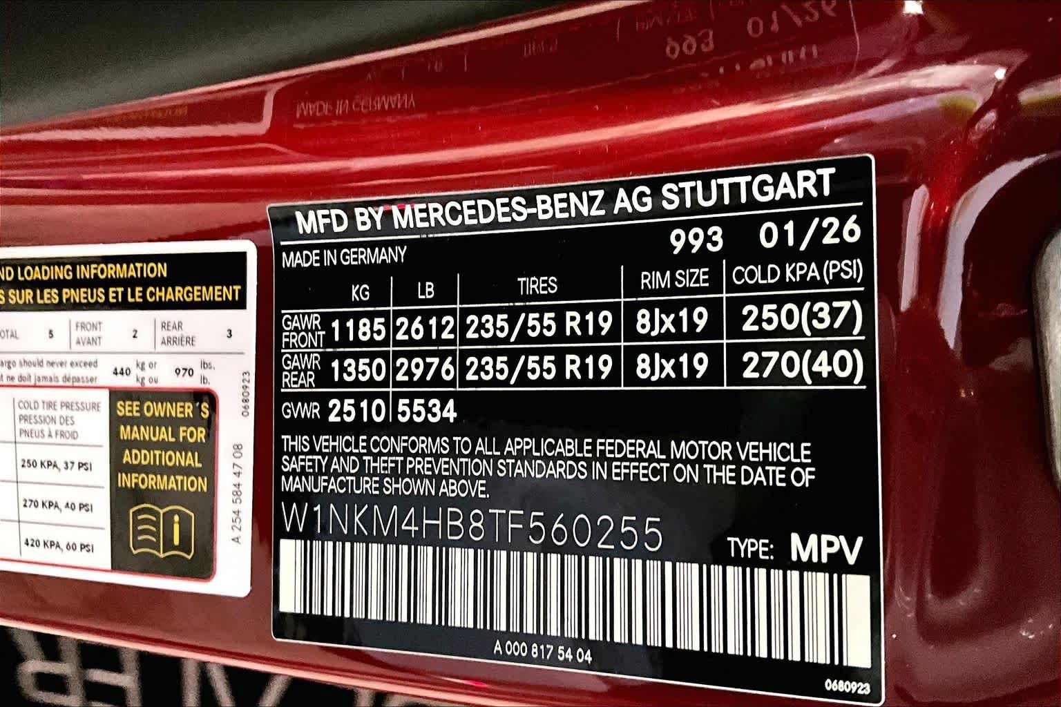 Used 2026 MANUFAKTUR Patagonia Red Metallic Mercedes-Benz GLC 300 image 13