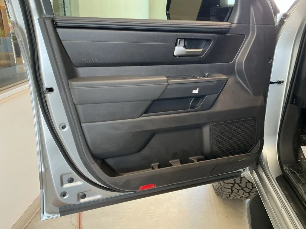 2026 Toyota Tundra SR5 - Photo 15