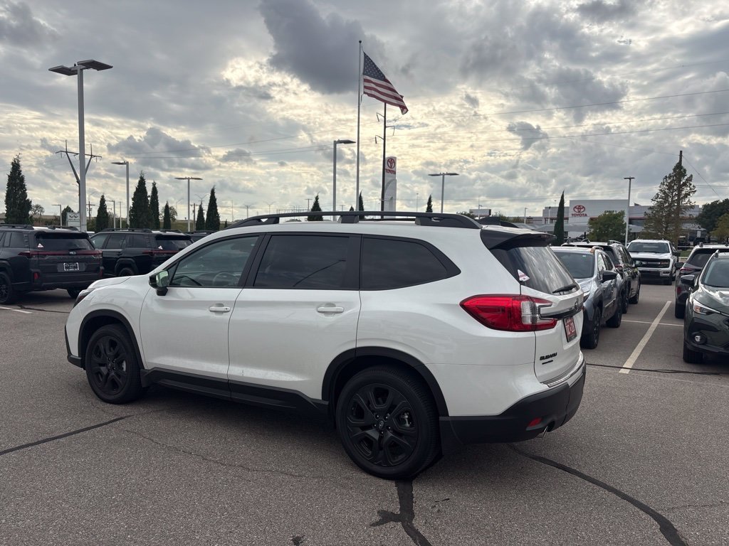 Used 2026 White Subaru Onyx Edition Touring image 6