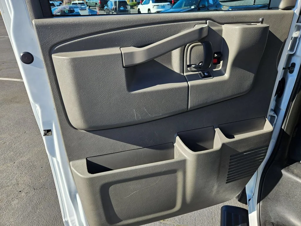 Used 2023 Summit White Chevrolet LS image 10