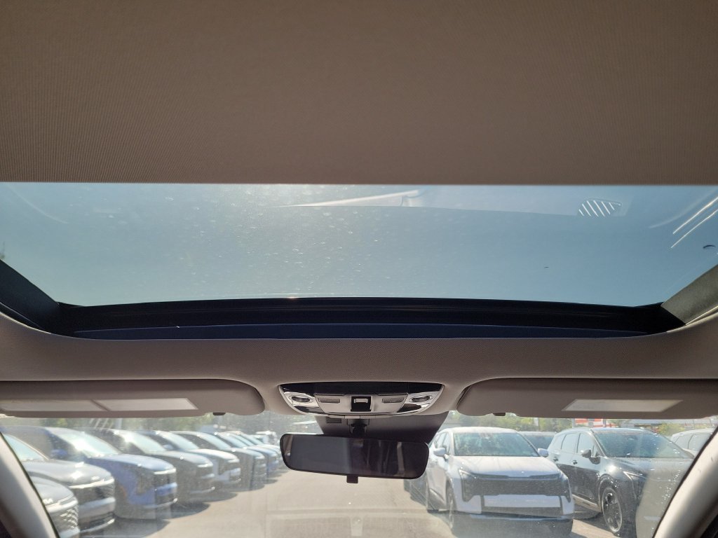 New 2026 Glacial White Pearl Kia SX Prestige image 20