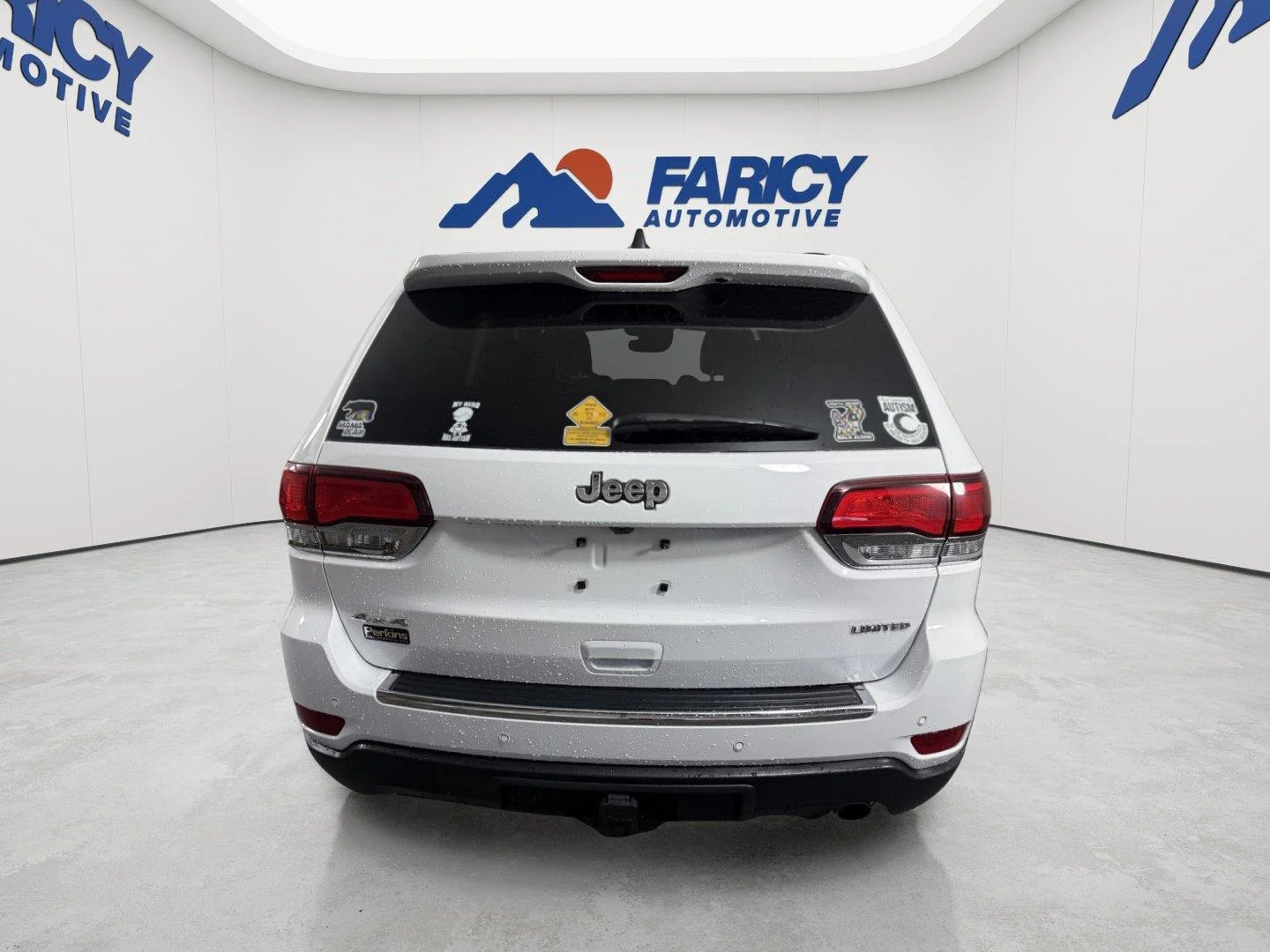 Used 2022 Bright White Clearcoat Jeep Limited image 6
