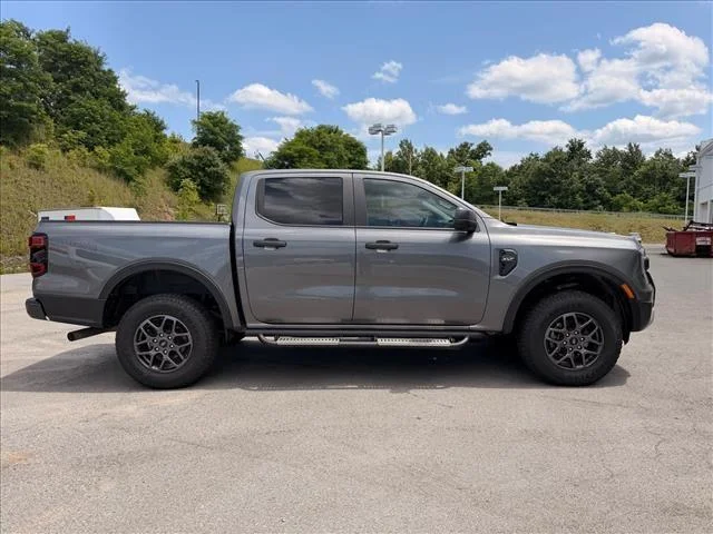 Used 2025 Carbonized Gray FORD XLT image 6