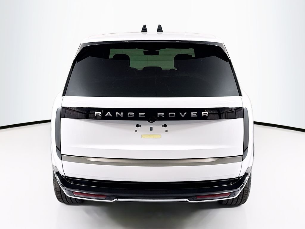 New 2026 Fuji White Land Rover SE image 6