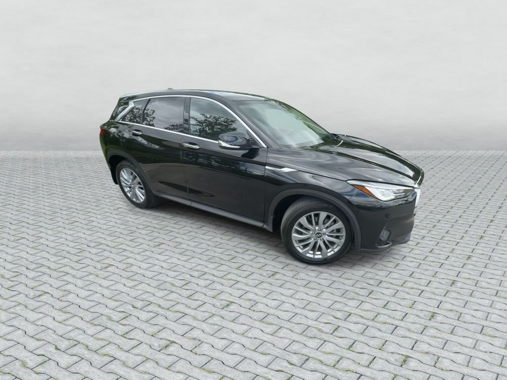 Certified Used 2025 Black Obsidian INFINITI PURE image 9