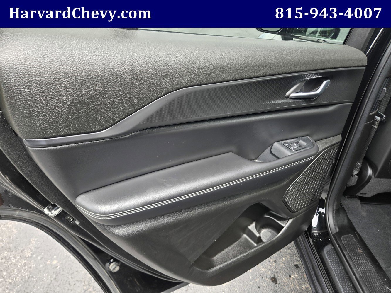 Used 2023 Black Jeep Altitude 4x4 image 36