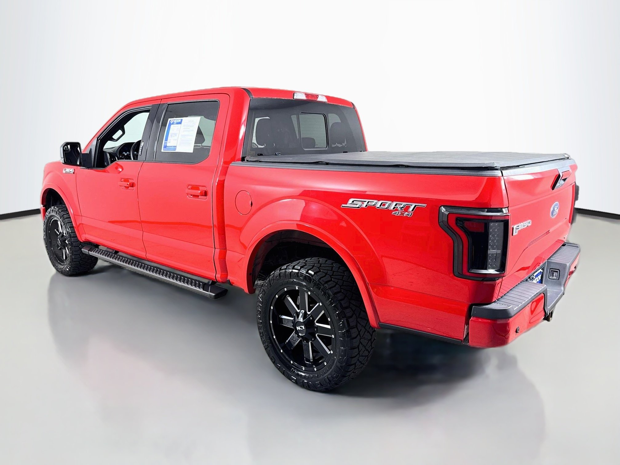 Used 2015 Race Red Ford XLT image 5