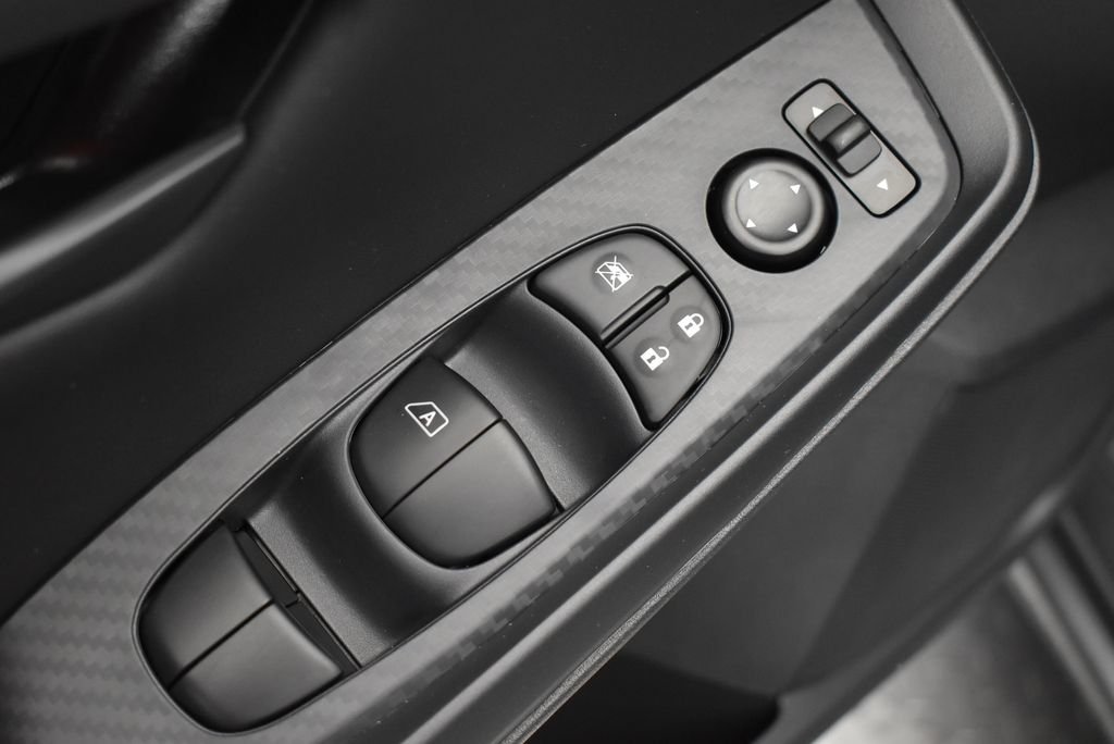 2025 Nissan Sentra S - Photo 11