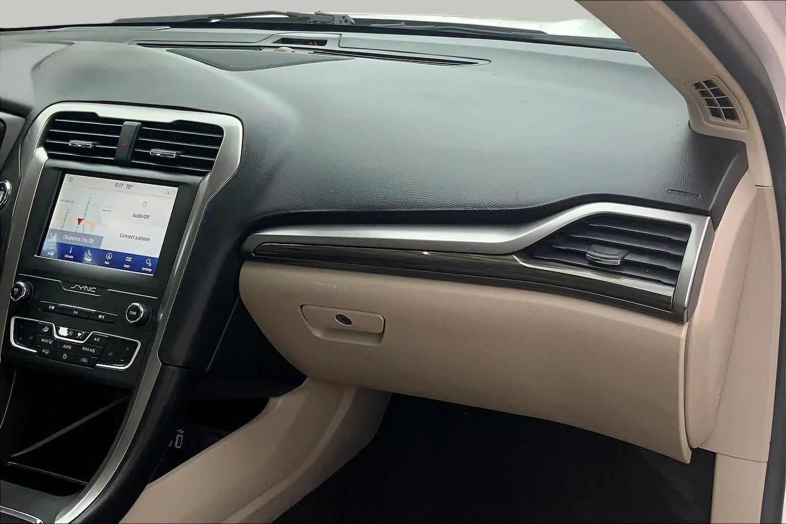 2020 Ford Fusion SEL - Photo 19