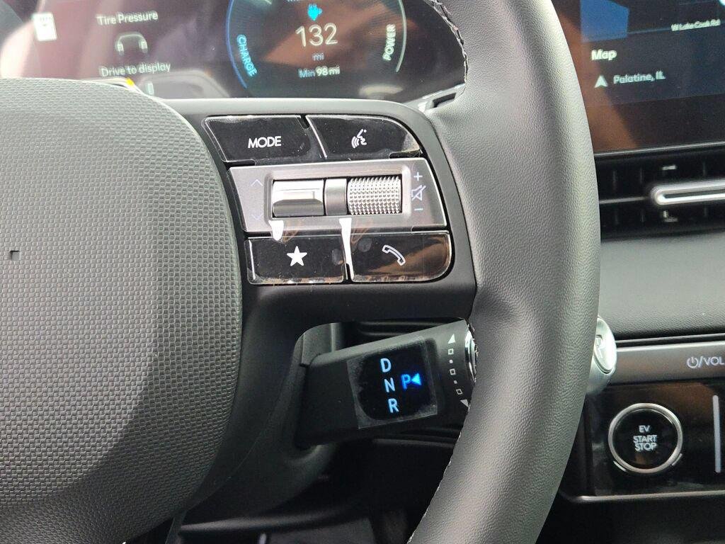 New 2027 Abyss Black Hyundai SE image 30
