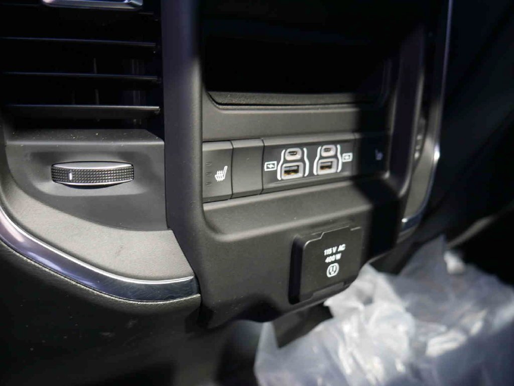 2026 RAM 1500 Laramie - Photo 21
