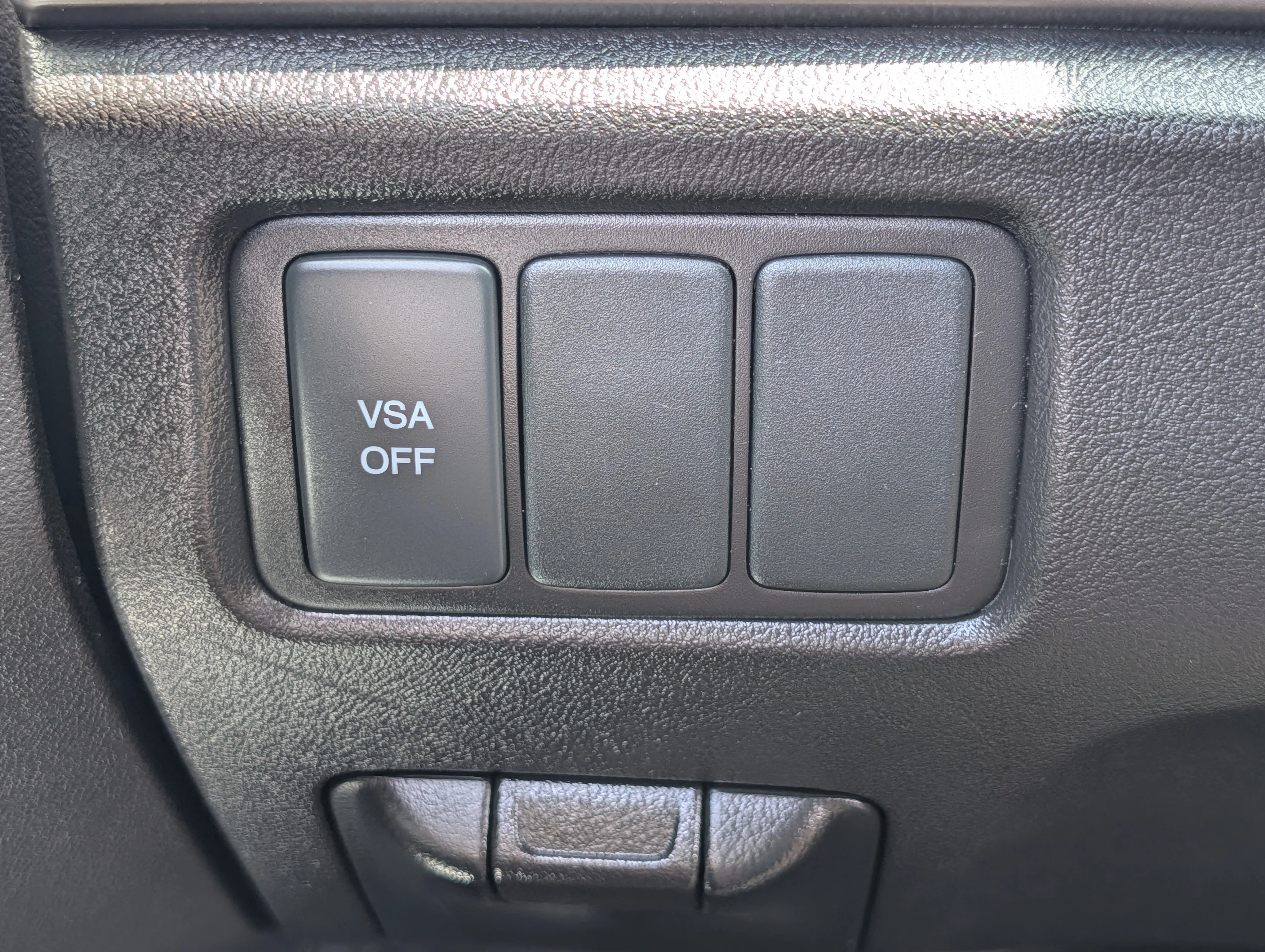 Used 2010 Palladium Metallic Acura  image 26
