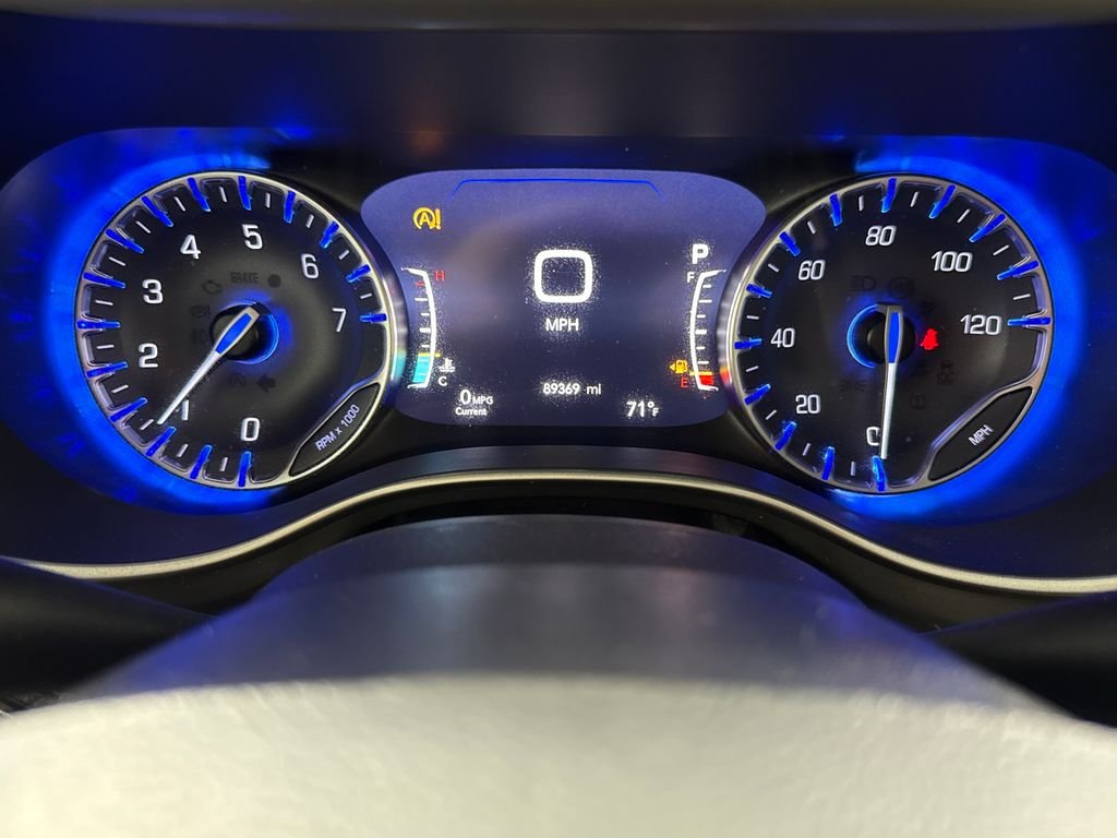 2021 Chrysler Pacifica Touring L - Photo 15
