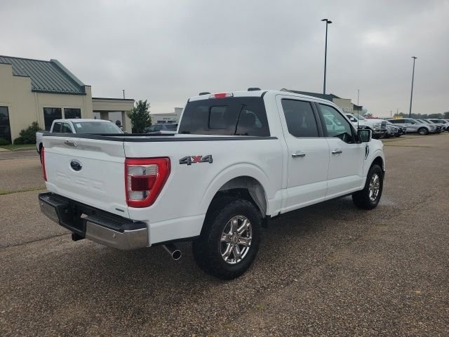 Used 2023 White Ford Lariat image 26