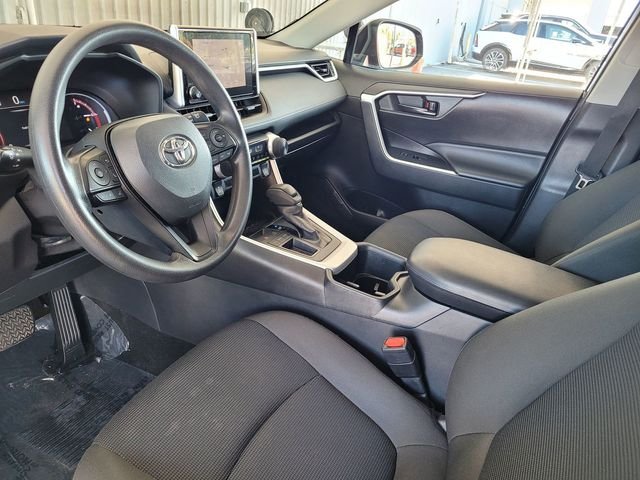 2024 Toyota RAV4 LE - Photo 10