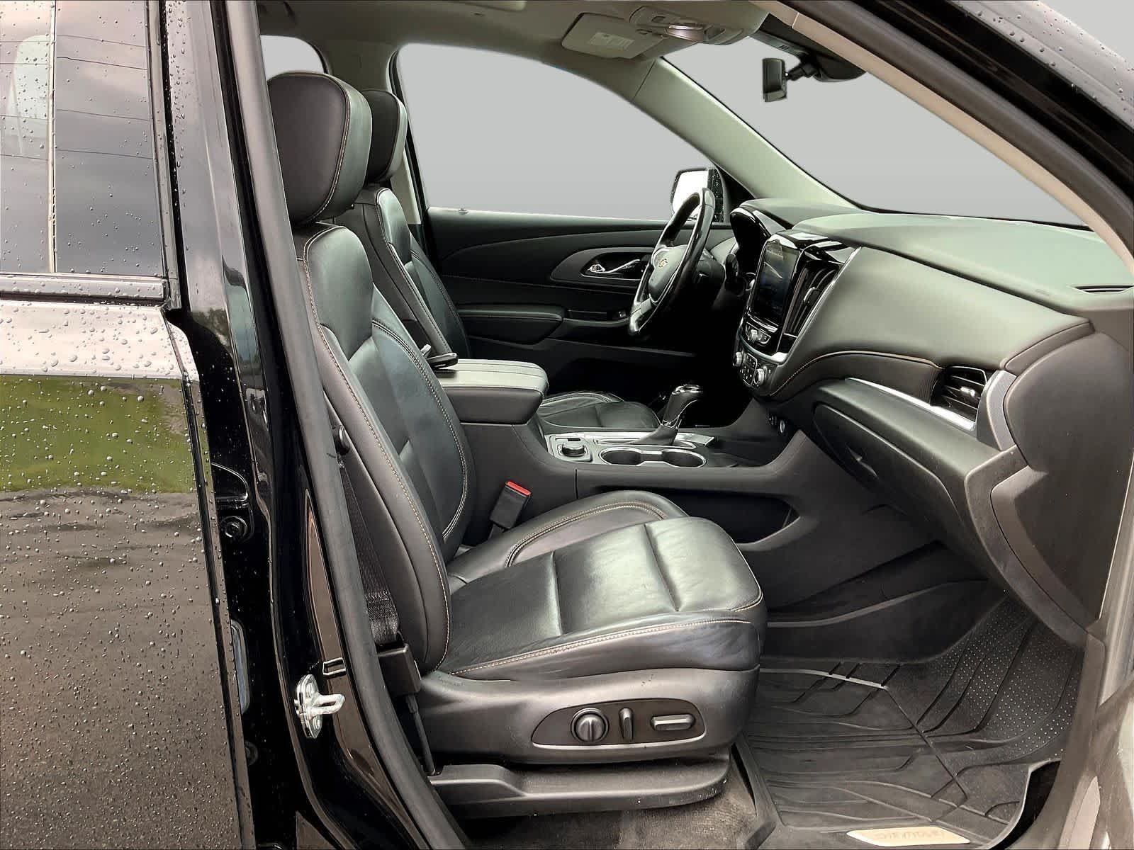 2020 Chevrolet Traverse Premier - Photo 32