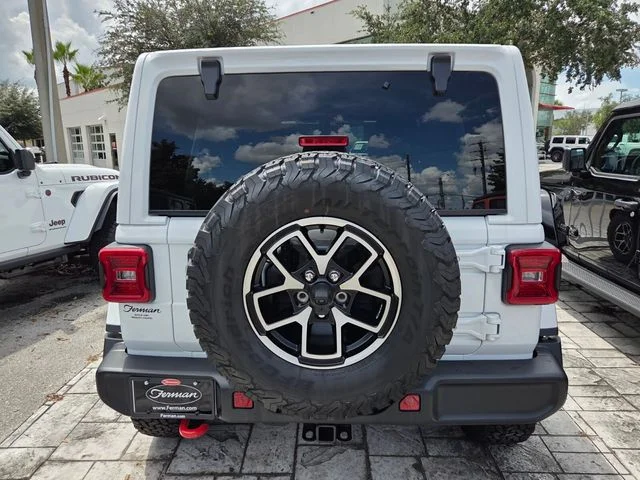 New 2026 Bright White Clear-Coat Exterior Paint Jeep Rubicon image 25