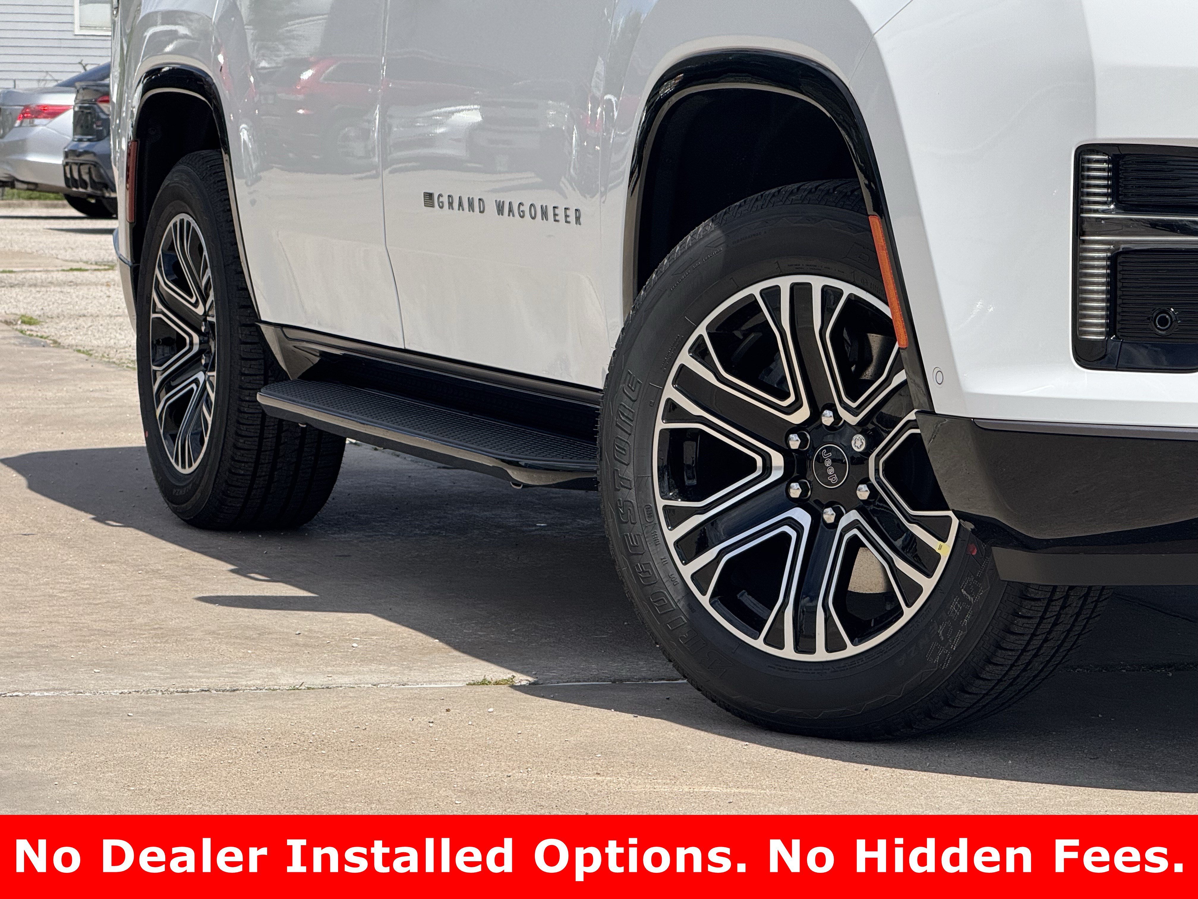New 2026 Bright White Clear-Coat Exterior Paint Jeep 4x2 image 11