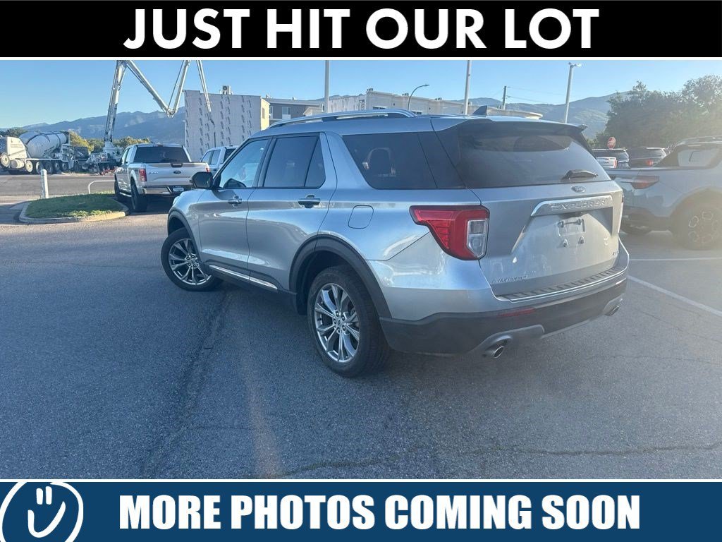 Used 2021 Silver Metallic Ford Limited image 13