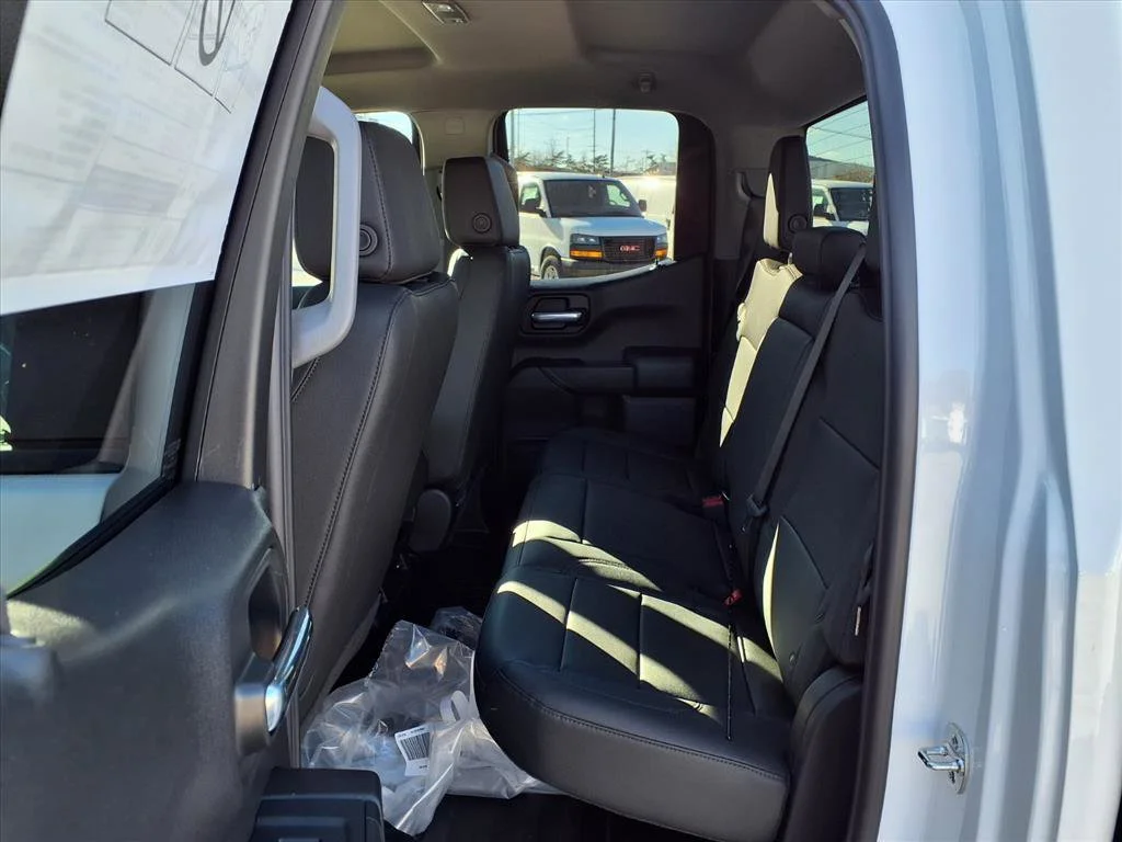 New 2026 Summit White GMC Pro image 15