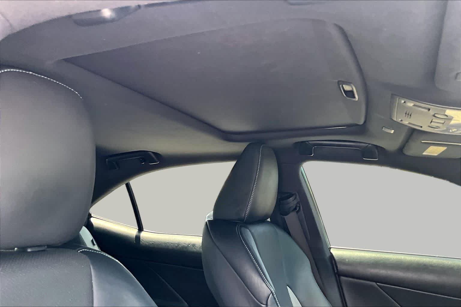 Used 2020 Obsidian Lexus F SPORT image 14