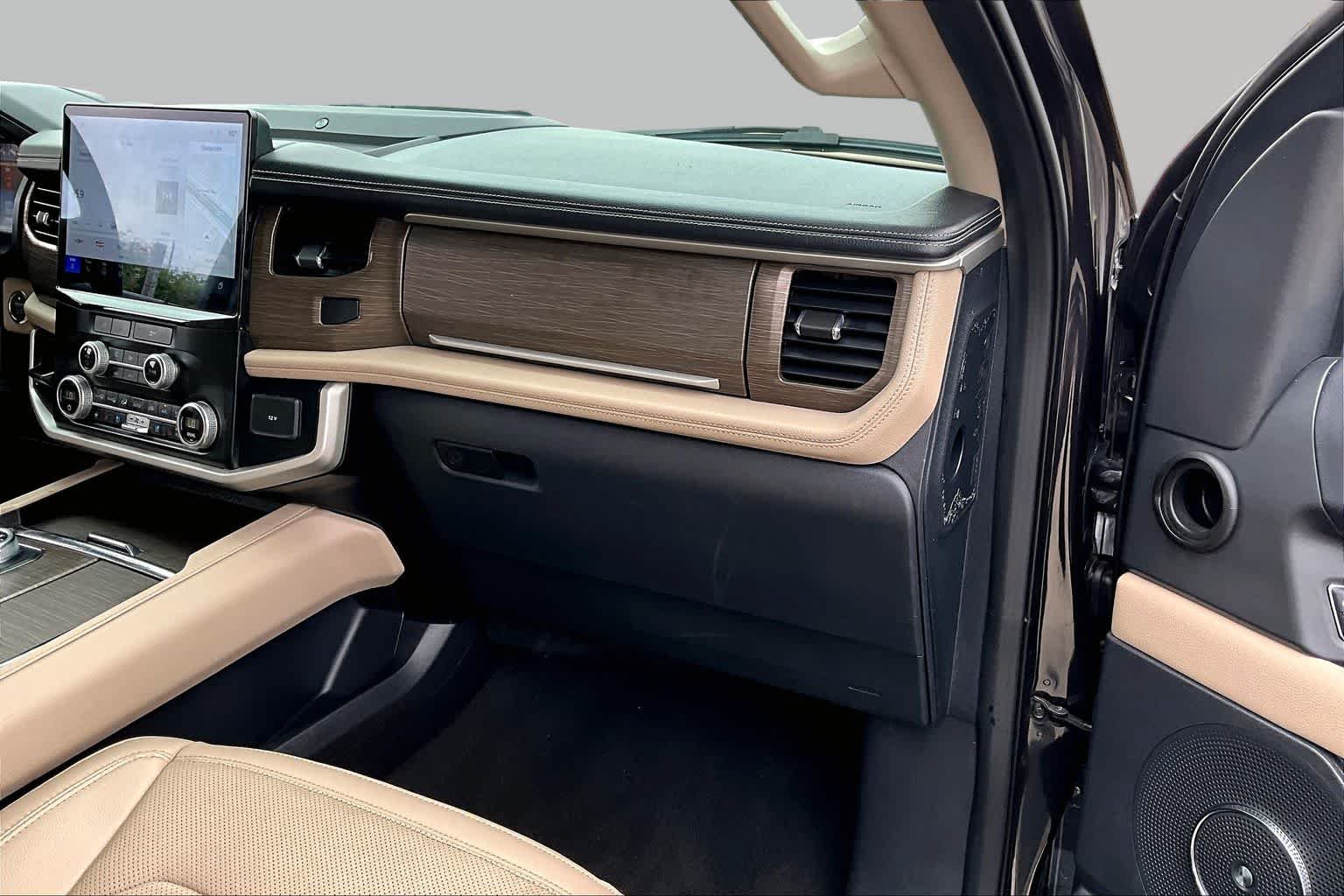 Used 2024 Dark Matter Gray Ford Limited image 19