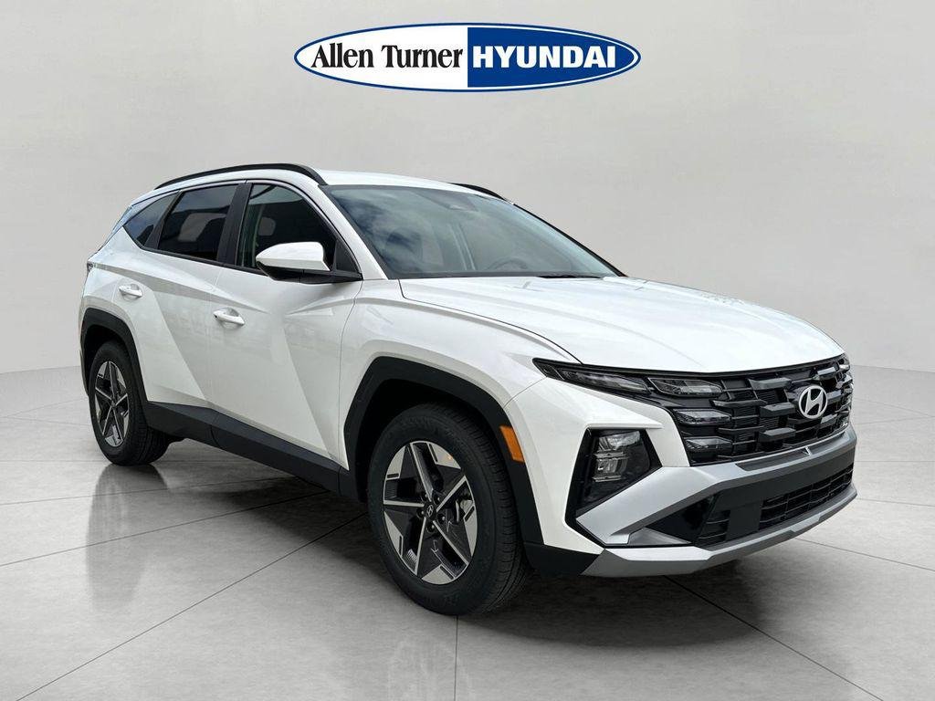 New 2026 White Pearl Hyundai SEL FWD image 2