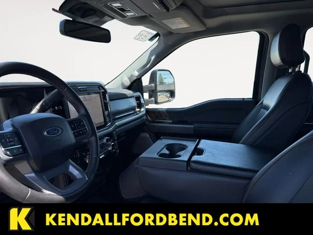 Certified Used 2025  Ford Lariat image 9