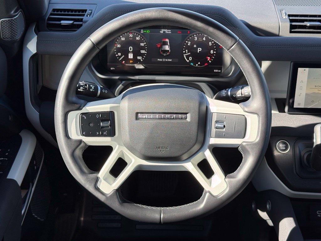 Used 2023 Tasman Blue Metallic Land Rover S image 8