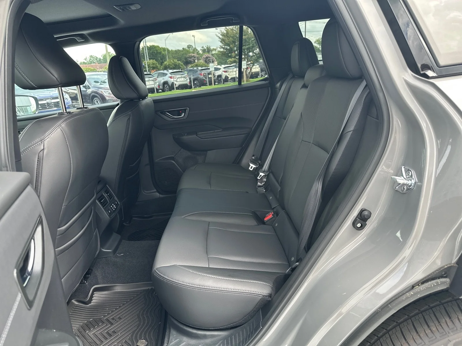 New 2026 RIVER ROCK PEARL Subaru Touring XT image 10