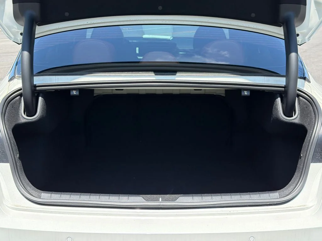 New 2026 White Kia GT-Line image 18