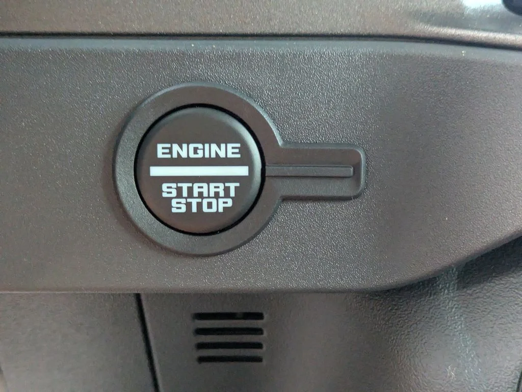 New 2026 White Ford Badlands image 30