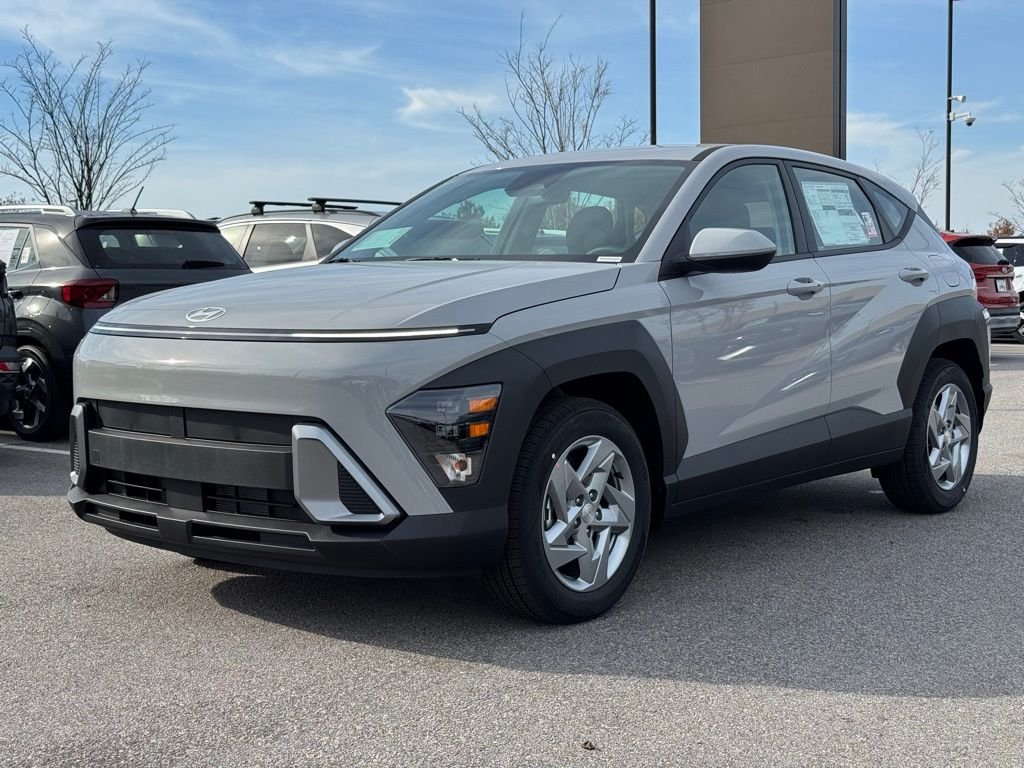 Used 2026 Gray Hyundai SE image 7