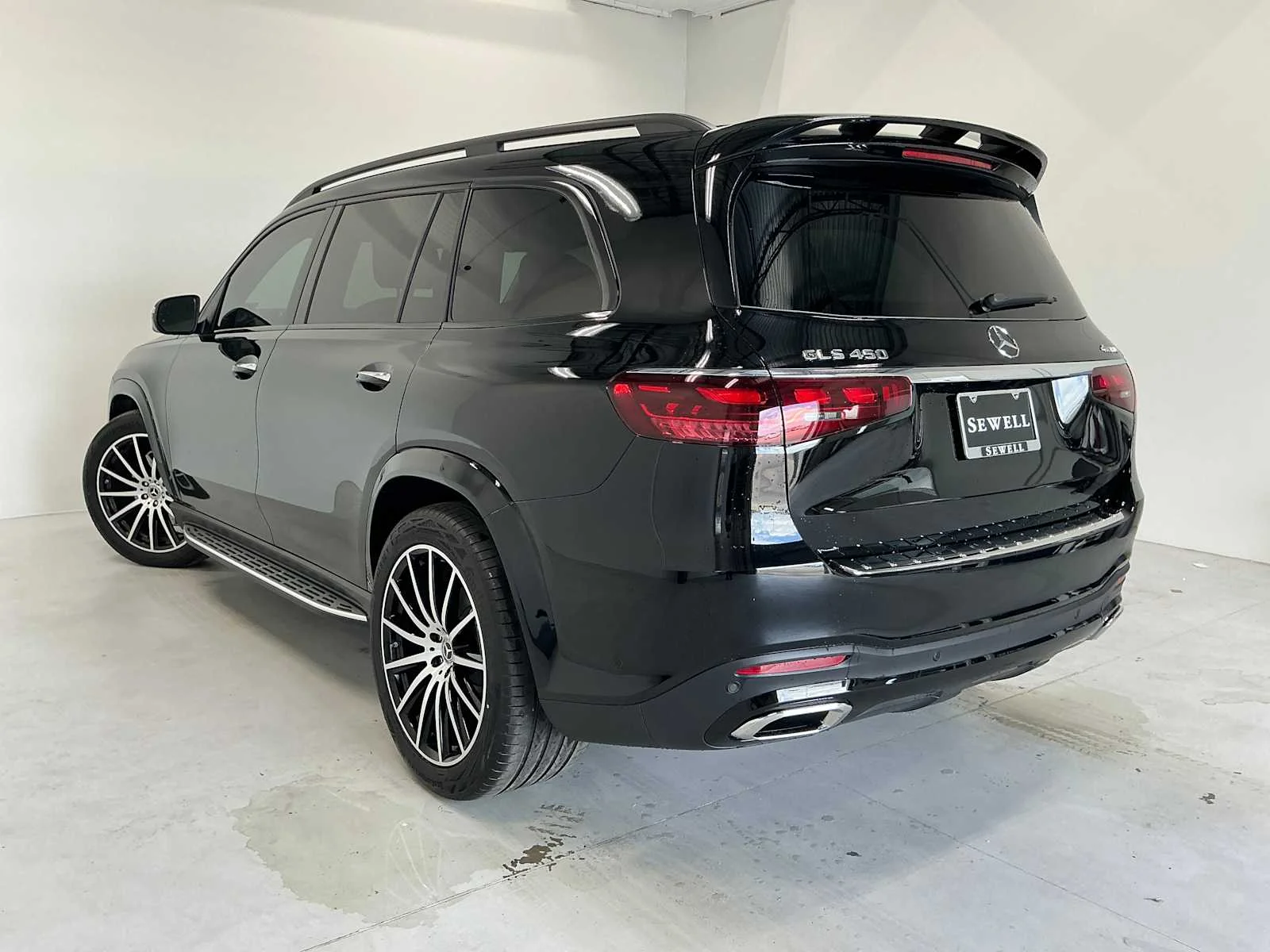 New 2026 Black Mercedes-Benz GLS 450 image 4
